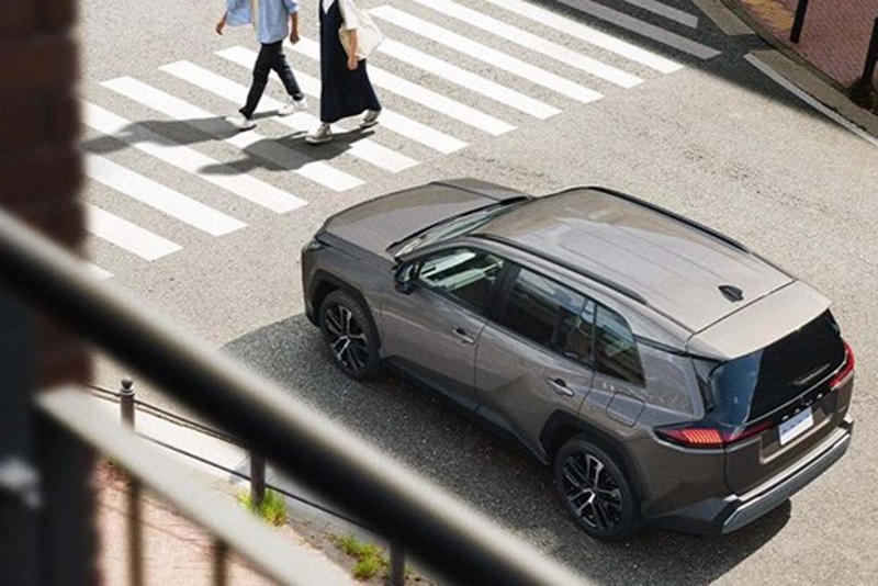 トヨタアリーンの転換, 開発コストの削減, 中古車価値の変化, データ優位性の確立, セキュリティ規制の壁, 統治機構としてのアリーン