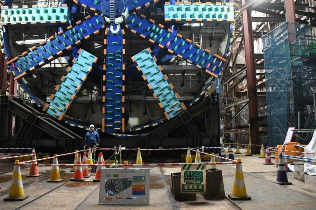 静岡「ヤード整備」へ協定締結, 幅50m、深さ30mの巨大空間, シールドマシンの「色」の理由は？, 甲府駅とのアクセスはどうなる？, ロボットの黄色は「ドクターイエロー」