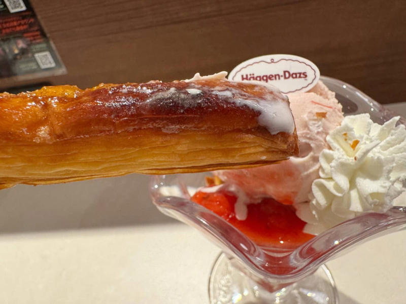 路面店ならではの開放感♡「日常に一番近い街角カフェ」に進化！, 新コンセプト「FFH」で叶う熱々出来立ての美味しさにノックアウト, できたてならではの美味しさが楽しめる新メニューをピックアップ！, プレミアムホットサンド BLT, THE ホットドッグ, 石窯カンパーニュサンド たっぷりタマゴ, たっぷりいちごを楽しめる期間限定「ICHIGO FES」メニューも要チェック♡, プレミアム ICHIGO チョコクロ, ICHIGO ミルフィーユパフェ with ハーゲンダッツ, ICHIGO ミルクスムージー with ハーゲンダッツ, 最新のサンマルクで春のムードをフルチャージ♡