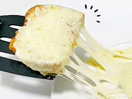 チーズをもっととろけさせる裏ワザ, 正体は…マヨネーズ！, 実際にピザトーストで検証！, 断然伸びがよくなっている！