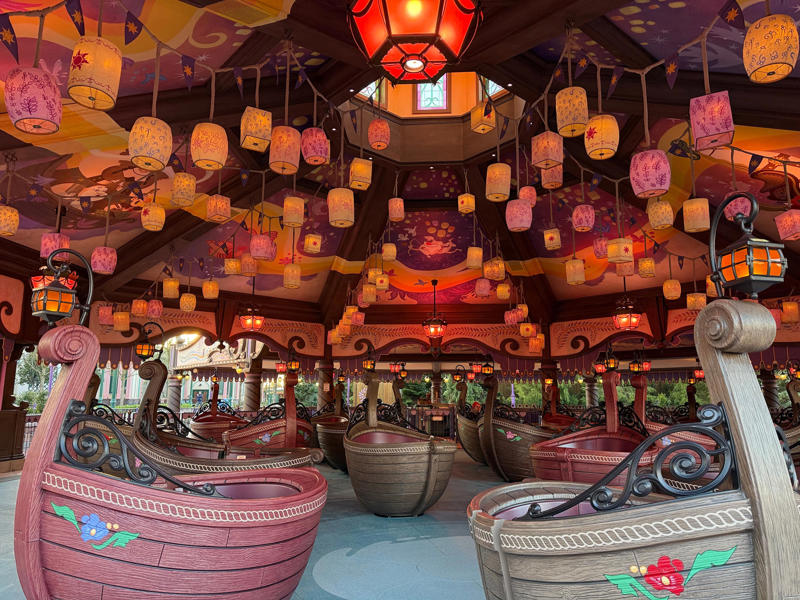 What is Disney Adventure World?, What is coming to Disney Adventure World?, Where is the World of Frozen going to be?, Is World of Frozen a separate ticket?, How much does Disneyland Paris cost?