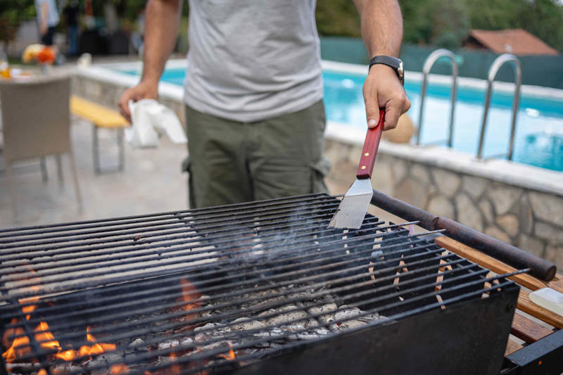 Grillart Bristle-Free Grill Brush and Scraper, Evapo-Rust Heavy-Duty Rust Remover, Carbona 2-in-1 Oven Rack and Grill Cleaner , Hatoku 4-Pack Grill Cleaning Bricks, Grillart SteamWizards Bristle-Free Grill Brush, Caron & Doucet Ultimate Cast Iron Set, Kona 360 Clean Grill Brush, Reynolds Wrap Heavy Duty Aluminum Foil