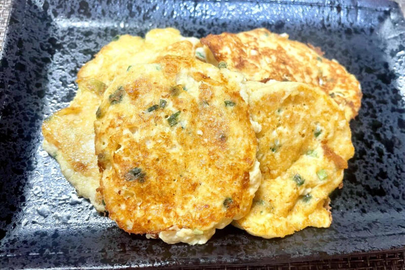 ■「豆腐のお焼き」の材料, ■まな板も包丁もいらないお手軽レシピ, ■生地がゆるめなので丁寧に焼く, ■味しっかりめで、おつまみに最高