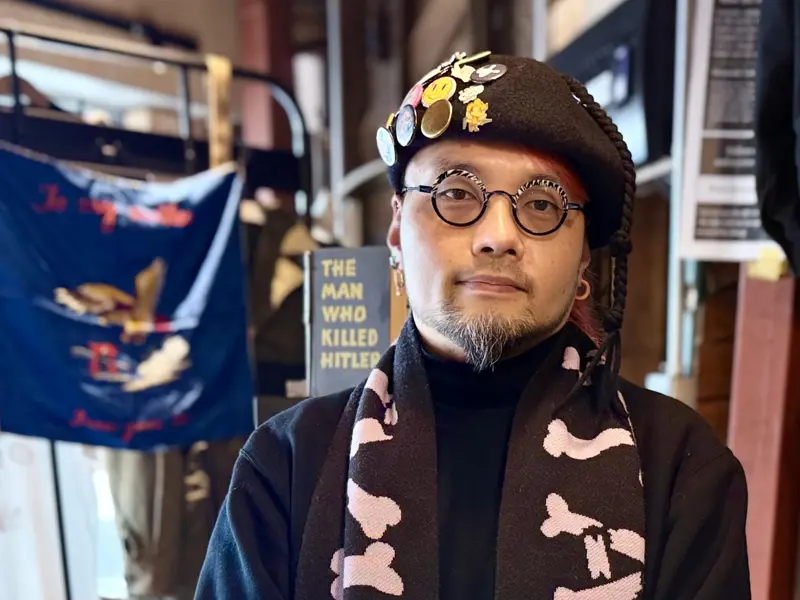 スカジャン以前の物語「ペイント・カスタム」, 魂を射抜く「瞳」のリアリズム, スカジャン柄デザイナー横地 広海知（よこち ひろみち）さん, 「デザインとは、問題解決のプロセスである」, 「今どきスカジャンなんて」, 「もし現代に、スカジャン黎明期の職人がいたら」