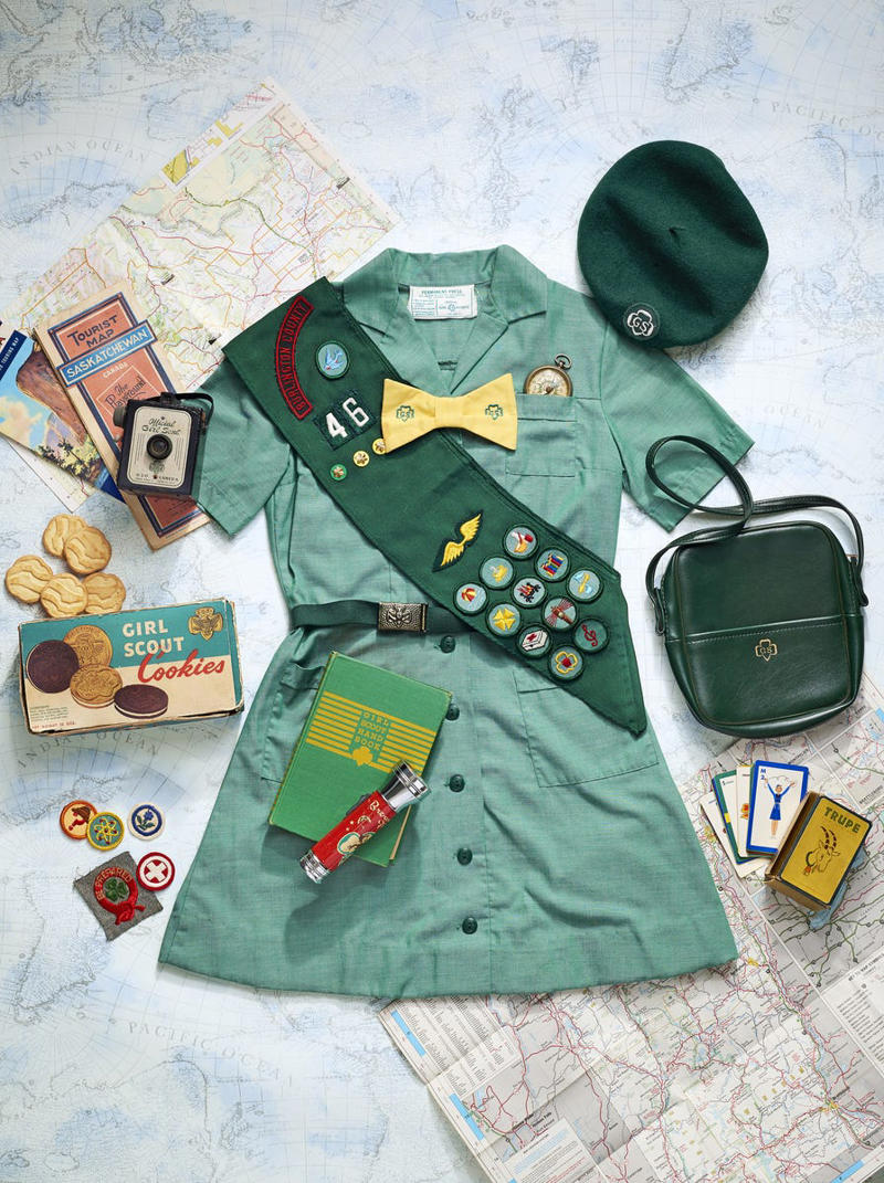 Jadeite, 4-H Memorabilia, Girl Scout Gear, Cabbageware, Passata Bowls , Landscape Paintings, McCoy Pottery, Belleek Dinnerware, Depression Glass