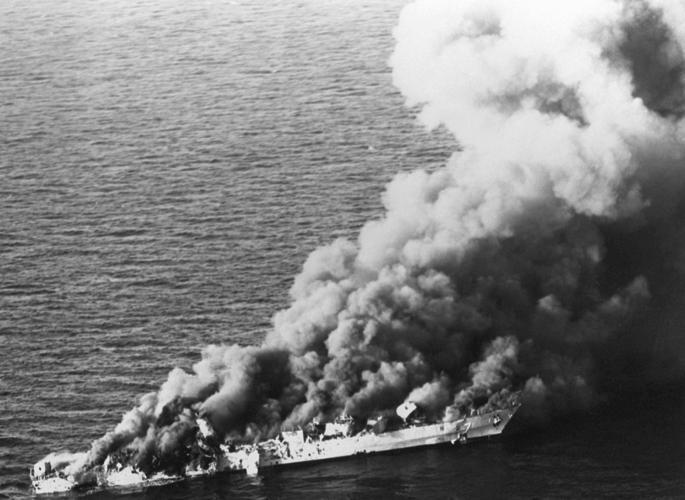 軍艦も撃沈する武器「海底の地雷」, 水中爆発の威力、船の背骨を折る, アメリカ海軍も被害「1988年の事件」, 探知困難な武器、除去も危険, ホルムズ海峡「世界のエネルギー大動脈」, 世界経済圧迫の切り札「海峡の機雷原」