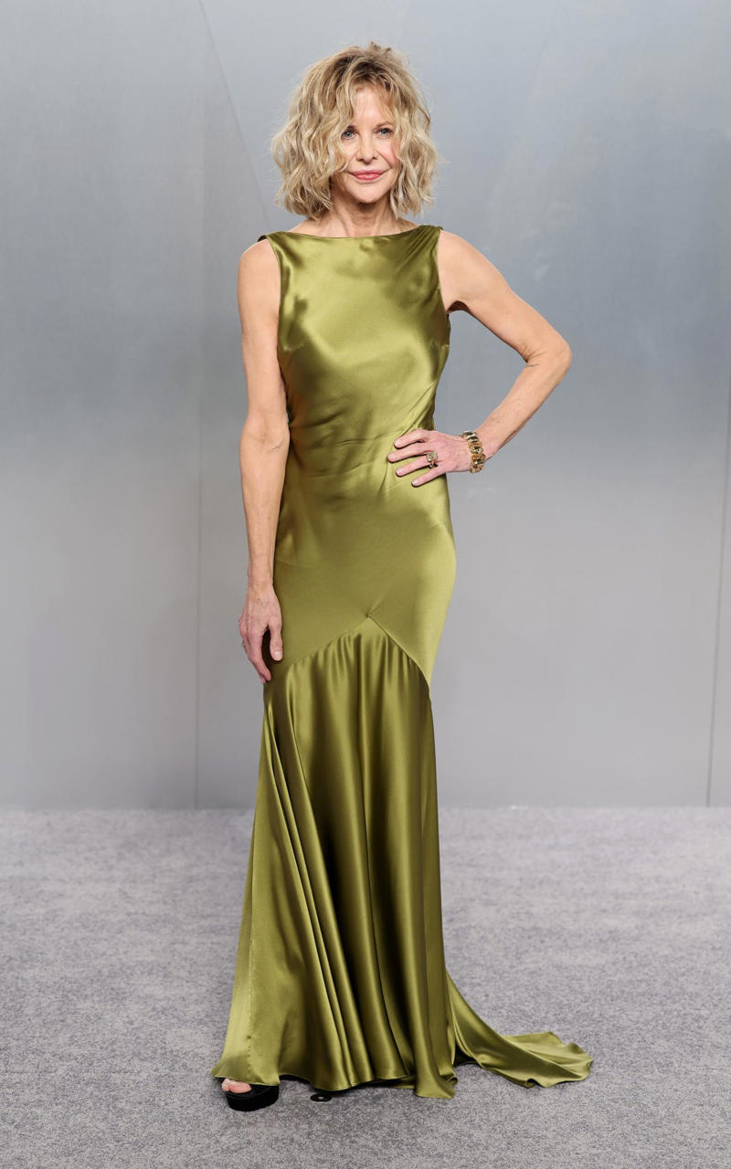Meg Ryan Oscars 2026, Jane Fonda, Sarah Pidgeon in Calvin Klein, Olivia Rodrigo in Saint Laurent, Naomi Watts in Balenciaga, Monica Lewinsky in Oscar de la Renta, Kim Kardashian in Gucci, Wendi Deng Murdoch and Grace Murdoch, Minnie Driver, Nicole Kidman, Marisa Abela in Revolve, Zoe Saldana in Saint Laurent, Helen Hunt in Stella McCartney, Hailey Bieber in Giorgio Armani, Kaia Gerber in Givenchy, Colman Domingo in Jacquemus, Philippine Leroy-Beaulieu, Sir Mick Jagger and Melanie Hamrick, Jeff Goldblum and Emilie Livingston in ERL Artisanal, Cara Delevingne in Thom Browne, Karlie Kloss in Gucci, Anjelica Huston, Sarah Paulson and Holland Taylor, Leslie Mann, Meg Ryan, Lauren Sanchez Bezos and Jeff Bezos, Tracee Ellis Ross in Marine Serre, Dree Hemingway in Conner Ives, Isla Fisher in Yara Shoemaker, Jessica Alba in Tamara Ralph, Kris Jenner in vintage Valentino, Rachel Sennott in Balenciaga, Dua Lipa and Callum Turner, Kristen Wiig in Monse, Elle and Dakota Fanning, Simone Ashley, Laura Harrier in Gucci, Kendall Jenner in Chanel, Grace Gummer, Mamie Gummer, Louisa Jacobson in Khaite, Suki Waterhouse and Robert Pattinson, Rita Ora in Tamara Ralph, Jessie Buckley in Chanel, Nicole Kidman in Chanel, Rose Byrne in Dior, Teyana Taylor in Chanel, Renate Reinsve in Louis Vuitton, Timothée Chalamet in Givenchy, Kylie Jenner in Schiaparelli, Demi Moore in Gucci, Gwyneth Paltrow in Armani Privé, Michael B. Jordan in Louis Vuitton, Zendaya and Robert Pattinson, Emma Stone in Louis Vuitton, Kate Hudson and Goldie Hawn, Chase Infiniti in Louis Vuitton, Felicity Jones in Prada, Anne Hathaway in Valentino, Odessa A’zion in Valentino, Wunmi Mosaku in Louis Vuitton, Elle Fanning in Givenchy, Kirsten Dunst and Jesse Plemons, Amy Madigan in Dior, Zoe Saldaña in Saint Laurent, Mia Goth in Dior, Paul Mescal and Gracie Abrams, Inga Ibsdotter Lilleaas in Loewe, Mikey Madison in Dior, Rachel McAdams in Alberta Ferretti, Mckenna Grace, Pedro Pascal in Chanel, Barbie Ferreira in GapStudio, Adrien Brody in Gucci, Jacob Elordi in Bottega Veneta, Charithra Chandran in Miss Sohee, EJAE in Dior, Audrey Nuna in Thom Browne, Rei Ami in Rahul Mishra, Huma Abedin and Anna Wintour, Leonardo DiCaprio in Dior, Kate Hawley, Damson Idris in Prada, Sigourney Weaver in Valentino, Alana Haim in Louis Vuitton, Heidi Klum, Hudson Williams in Balenciaga, Alicia Silverstone, Channing Tatum in Versace, Kathy Bates, Chloe Zhao, Joel Edgerton, Misty Copeland in David Koma, Maya Rudolph in Chanel, Ava DuVernay in Louis Vuitton, Anna Wintour, Benicio Del Toro in Giorgio Armani, Usher in Giuliva Heritage, Melissa McCarthy, Jack O’Connell in Dunhill, Lola Kirke in Simone Rocha, Fran Drescher in Ami, Jason Bateman in Dunhill, Ariana Greenblatt in John Galliano, Stellan Skarsgård, Kristen Wiig in Elie Saab, Jacobi Jupe, Kieran Culkin in Paul Smith, Nick Jonas and Priyanka Chopra Jonas, Wagner Moura in Zegna, Conan O’Brien, Vicky Krieps in Bottega Veneta, Ethan Hawke, Shaboozey in Campillo, Spike Lee, Joe Alwyn in Valentino, Kevin O’Leary, Ryan Destiny in Ami, Javier Bardem, Mark Strong in Giorgio Armani, Felix Kammerer in Saint Laurent, Ginnifer Goodwin in Monse, Susie and Nick Cave, Amelia Dimoldenberg in Ralph Lauren, Manu Rios in Saint Laurent