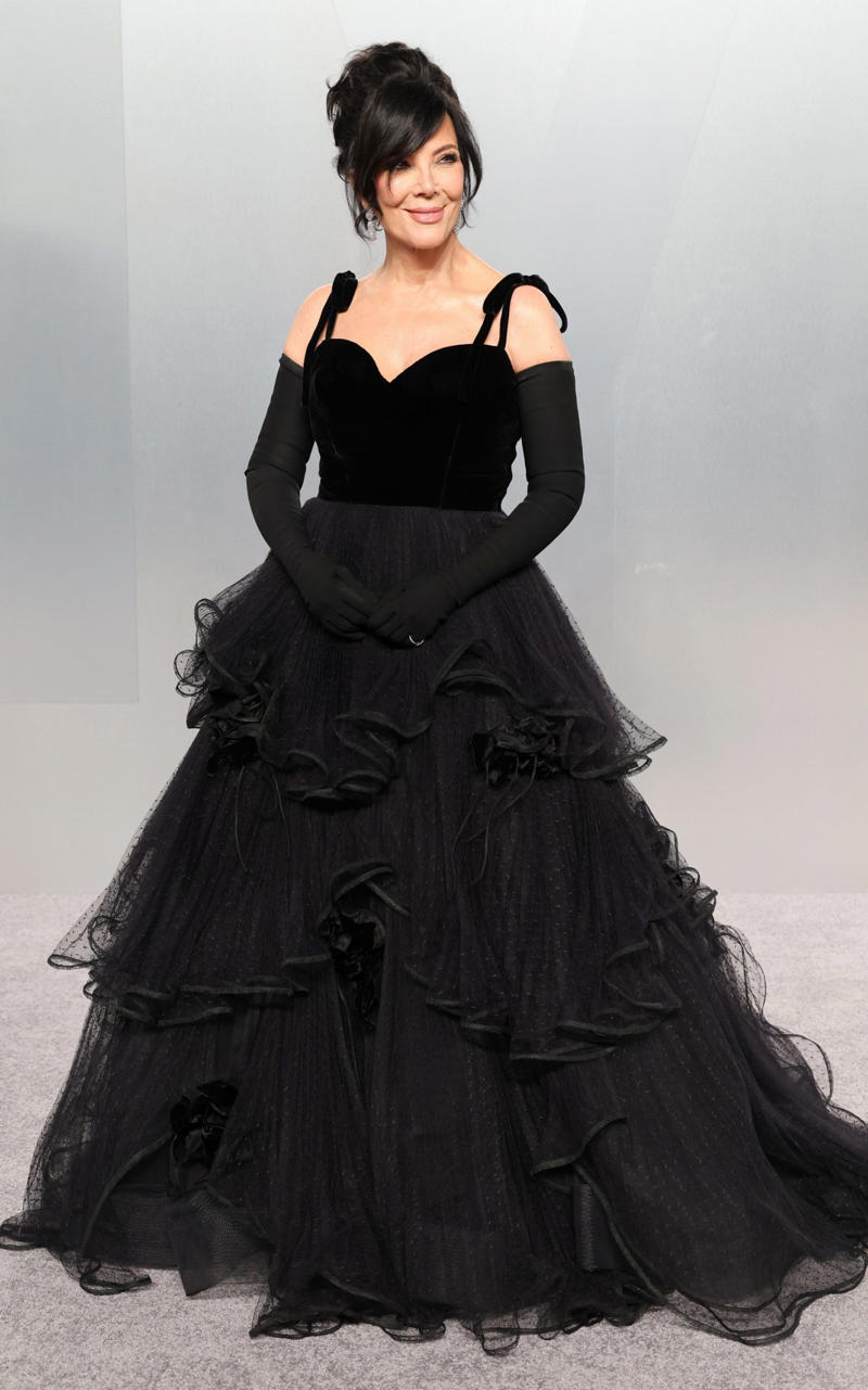 Kris Jenner in vintage Valentino Oscars 2026, Jane Fonda, Sarah Pidgeon in Calvin Klein, Olivia Rodrigo in Saint Laurent, Naomi Watts in Balenciaga, Monica Lewinsky in Oscar de la Renta, Kim Kardashian in Gucci, Wendi Deng Murdoch and Grace Murdoch, Minnie Driver, Nicole Kidman, Marisa Abela in Revolve, Zoe Saldana in Saint Laurent, Helen Hunt in Stella McCartney, Hailey Bieber in Giorgio Armani, Kaia Gerber in Givenchy, Colman Domingo in Jacquemus, Philippine Leroy-Beaulieu, Sir Mick Jagger and Melanie Hamrick, Jeff Goldblum and Emilie Livingston in ERL Artisanal, Cara Delevingne in Thom Browne, Karlie Kloss in Gucci, Anjelica Huston, Sarah Paulson and Holland Taylor, Leslie Mann, Meg Ryan, Lauren Sanchez Bezos and Jeff Bezos, Tracee Ellis Ross in Marine Serre, Dree Hemingway in Conner Ives, Isla Fisher in Yara Shoemaker, Jessica Alba in Tamara Ralph, Kris Jenner in vintage Valentino, Rachel Sennott in Balenciaga, Dua Lipa and Callum Turner, Kristen Wiig in Monse, Elle and Dakota Fanning, Simone Ashley, Laura Harrier in Gucci, Kendall Jenner in Chanel, Grace Gummer, Mamie Gummer, Louisa Jacobson in Khaite, Suki Waterhouse and Robert Pattinson, Rita Ora in Tamara Ralph, Jessie Buckley in Chanel, Nicole Kidman in Chanel, Rose Byrne in Dior, Teyana Taylor in Chanel, Renate Reinsve in Louis Vuitton, Timothée Chalamet in Givenchy, Kylie Jenner in Schiaparelli, Demi Moore in Gucci, Gwyneth Paltrow in Armani Privé, Michael B. Jordan in Louis Vuitton, Zendaya and Robert Pattinson, Emma Stone in Louis Vuitton, Kate Hudson and Goldie Hawn, Chase Infiniti in Louis Vuitton, Felicity Jones in Prada, Anne Hathaway in Valentino, Odessa A’zion in Valentino, Wunmi Mosaku in Louis Vuitton, Elle Fanning in Givenchy, Kirsten Dunst and Jesse Plemons, Amy Madigan in Dior, Zoe Saldaña in Saint Laurent, Mia Goth in Dior, Paul Mescal and Gracie Abrams, Inga Ibsdotter Lilleaas in Loewe, Mikey Madison in Dior, Rachel McAdams in Alberta Ferretti, Mckenna Grace, Pedro Pascal in Chanel, Barbie Ferreira in GapStudio, Adrien Brody in Gucci, Jacob Elordi in Bottega Veneta, Charithra Chandran in Miss Sohee, EJAE in Dior, Audrey Nuna in Thom Browne, Rei Ami in Rahul Mishra, Huma Abedin and Anna Wintour, Leonardo DiCaprio in Dior, Kate Hawley, Damson Idris in Prada, Sigourney Weaver in Valentino, Alana Haim in Louis Vuitton, Heidi Klum, Hudson Williams in Balenciaga, Alicia Silverstone, Channing Tatum in Versace, Kathy Bates, Chloe Zhao, Joel Edgerton, Misty Copeland in David Koma, Maya Rudolph in Chanel, Ava DuVernay in Louis Vuitton, Anna Wintour, Benicio Del Toro in Giorgio Armani, Usher in Giuliva Heritage, Melissa McCarthy, Jack O’Connell in Dunhill, Lola Kirke in Simone Rocha, Fran Drescher in Ami, Jason Bateman in Dunhill, Ariana Greenblatt in John Galliano, Stellan Skarsgård, Kristen Wiig in Elie Saab, Jacobi Jupe, Kieran Culkin in Paul Smith, Nick Jonas and Priyanka Chopra Jonas, Wagner Moura in Zegna, Conan O’Brien, Vicky Krieps in Bottega Veneta, Ethan Hawke, Shaboozey in Campillo, Spike Lee, Joe Alwyn in Valentino, Kevin O’Leary, Ryan Destiny in Ami, Javier Bardem, Mark Strong in Giorgio Armani, Felix Kammerer in Saint Laurent, Ginnifer Goodwin in Monse, Susie and Nick Cave, Amelia Dimoldenberg in Ralph Lauren, Manu Rios in Saint Laurent