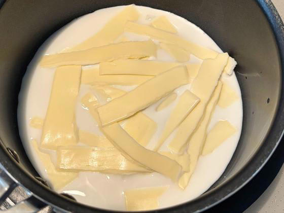 殿堂入りの「チーズ蒸しパン」を作ってみた, 生地は混ぜすぎないのがポイント, チーズの枚数を増やすと風味アップ, 朝ごはんやおやつにぴったり