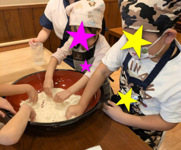 「こどもうどん教室」とは？, 大人もワクワクする教室, いよいよ世界で一つだけのうどんができる時, 参加して思ったこと