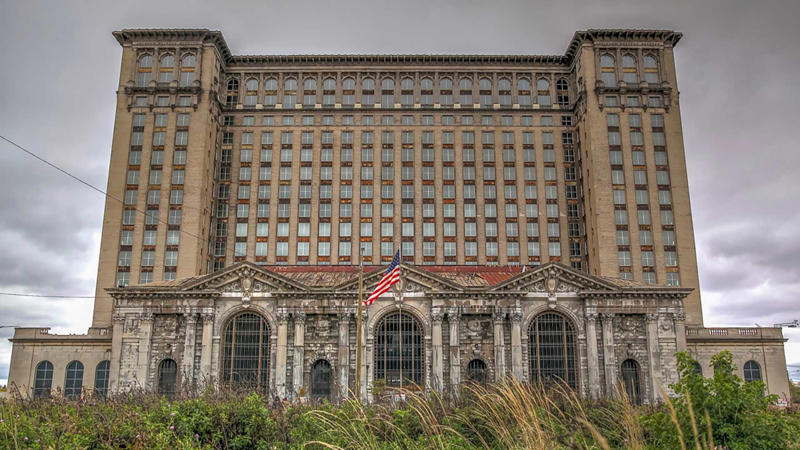 Packard Automotive Plant , Fisher Body Plant 21 , Highland Park Ford Plant , Michigan Central Station , American Motors Detroit Plant