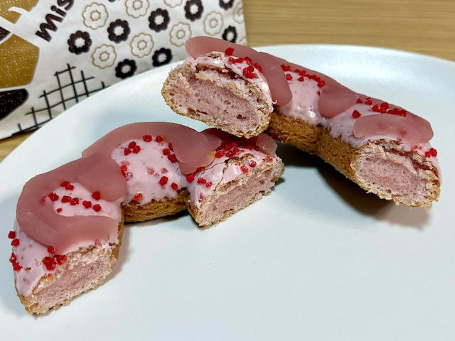 1. 「桜もちっとドーナツ 咲くいちごみるく」, 2. 「桜もちっとドーナツ 春かおるいちご風」, 3. 「桜もちっとドーナツ 春めくいちごホイップだいふく風」, 4. 「桜もちっとドーナツ 花やぐいちごみるくカスタード」