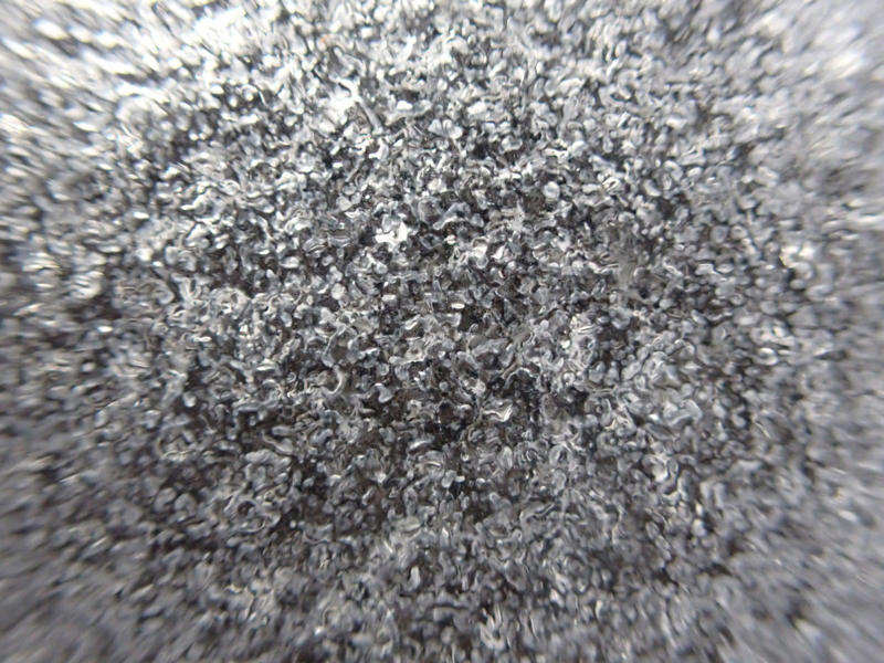 曇りガラスがザラザラする原因, 汚れを確認する裏技, シャワーで全体を濡らす, 食器用洗剤＋スポンジでこする, 凹凸にはブラシが効果的, しっかり洗い流す, 水アカにはクエン酸パック, 念入りに洗い流す