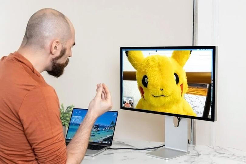 新しいStudio Displayの特徴, 高価なXDR版の強みは「よりなめらかで美しい」こと, 旧Studio Displayより画質は上, ディスプレイとは思えない音のよさ, いいんだけど、Apple好きでも高い