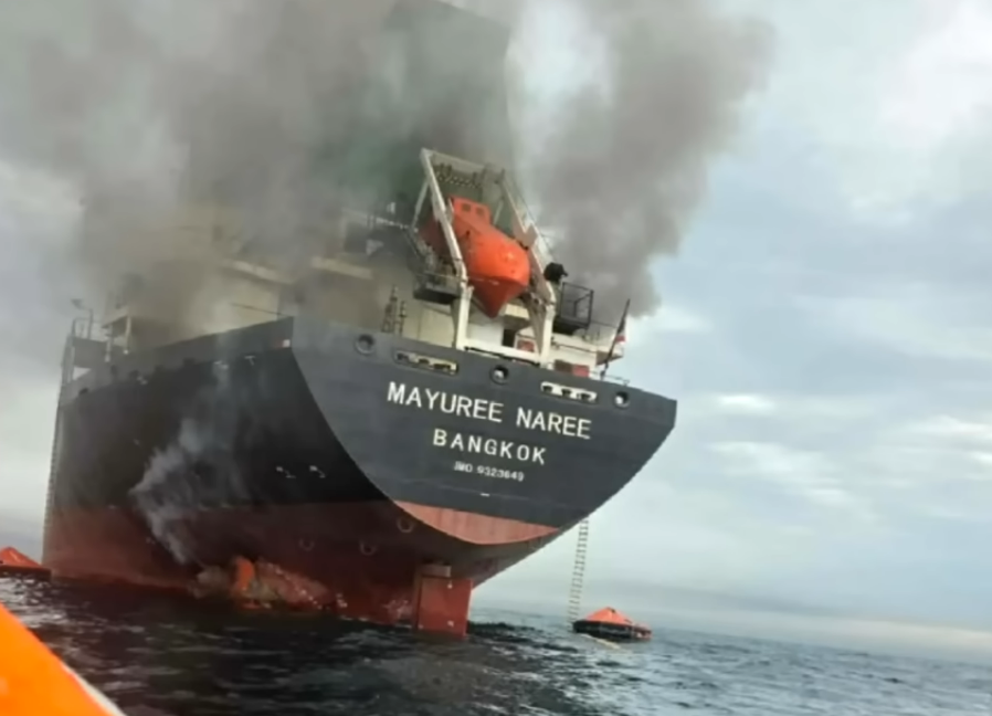 ホルムズ海峡を越えて拡大する海上攻撃, ペルシア湾深部の港にも攻撃, 無差別的な船舶攻撃の拡大, 「原油価格200ドル覚悟しろ」と圧力, 油田や港にも攻撃拡大