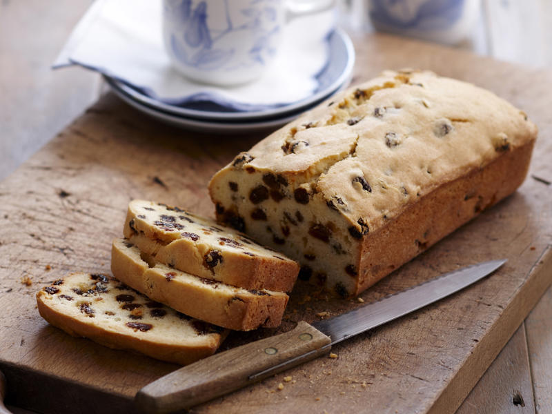          Triple-ginger loaf      ,          Lemon blueberry loaf cake with mascarpone icing      ,          Boiled pineapple fruit loaf      ,          Walnut, coffee and pear loaf      ,          Fruit and nut loaf      ,          Coffee and date loaf      ,          Date, carrot and honey loaf      ,          Pumpkin bread with lemon icing      ,          Brown butter loaf cake      ,          Gluten-free banana and date loaf      ,          Simple apple loaf cake      ,          Zucchini and walnut loaf      ,          Banana and raspberry loaf      ,          Banana date loaf      ,          Date and apricot loaf      ,          Flourless almond, plum and orange blossom loaf      ,          Banana caramel loaf      ,          Banana bread with passionfruit icing      ,          Coffee walnut loaf      ,          Passionfruit teacake      ,          Orange and fennel seed pound cake      ,          Raspberry and coconut loaf      ,          Tamarillo loaf cake      ,          Buttery almond and cranberry loaves      ,          Walnut sultana loaf      ,          Apple custard cake      ,          Madeira cake      ,          Coconut banana bread      ,          Blueberry yoghurt loaf      ,          Wholemeal date loaf      ,          Spiced pumpkin bread      ,          Lemon and currant loaf      ,          Spicy banana fruit loaf      ,          Cheese and bacon loaf      ,          Apple and apricot loaf      , Recipe tips &amp; tricks: lining a loaf pan, Choosing the right electric mixer, More beautiful cakes for morning tea