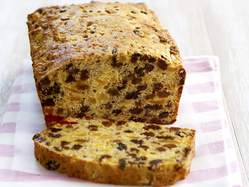          Triple-ginger loaf      ,          Lemon blueberry loaf cake with mascarpone icing      ,          Boiled pineapple fruit loaf      ,          Walnut, coffee and pear loaf      ,          Fruit and nut loaf      ,          Coffee and date loaf      ,          Date, carrot and honey loaf      ,          Pumpkin bread with lemon icing      ,          Brown butter loaf cake      ,          Gluten-free banana and date loaf      ,          Simple apple loaf cake      ,          Zucchini and walnut loaf      ,          Banana and raspberry loaf      ,          Banana date loaf      ,          Date and apricot loaf      ,          Flourless almond, plum and orange blossom loaf      ,          Banana caramel loaf      ,          Banana bread with passionfruit icing      ,          Coffee walnut loaf      ,          Passionfruit teacake      ,          Orange and fennel seed pound cake      ,          Raspberry and coconut loaf      ,          Tamarillo loaf cake      ,          Buttery almond and cranberry loaves      ,          Walnut sultana loaf      ,          Apple custard cake      ,          Madeira cake      ,          Coconut banana bread      ,          Blueberry yoghurt loaf      ,          Wholemeal date loaf      ,          Spiced pumpkin bread      ,          Lemon and currant loaf      ,          Spicy banana fruit loaf      ,          Cheese and bacon loaf      ,          Apple and apricot loaf      , Recipe tips &amp; tricks: lining a loaf pan, Choosing the right electric mixer, More beautiful cakes for morning tea