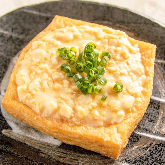 厚揚げの甘酢焼き, 【厚揚げだけなのにご飯が止まらん】「明日も食べたい！」家族に大好評♡簡単おかずレシピ, 厚揚げのにんにくめんつゆ焼き, 【厚揚1枚で大満足】にんにくとめんつゆでウンマ〜！簡単おかずレシピ, 厚揚げと卵のとろとろチーズ煮, 【厚揚と卵のとろとろチーズ煮】10分で完成！シンプルがいちばんおいしい節約レシピ, 厚揚げのチーズ卵詰め, 【厚揚げをくり抜いて〜】卵とチーズを詰めて焼くだけ！10分で作れる満足おかずレシピ, 厚揚げの照り焼きチーズ, 【厚揚げ買ったらコレにして】10分で完成！味付けはめんつゆだけ「厚揚げの照り焼きチーズ」レシピ