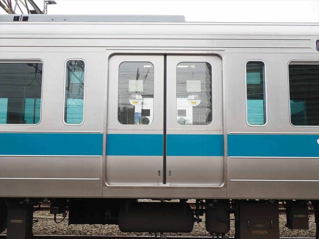 小田急車両の「少数派」, 幅1.6mのドアが並ぶ, 細かいところにも新機軸, 10両化や千代田線直通はならず, 地道な活躍で存在感