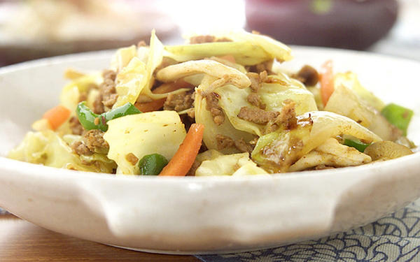 春キャベツの炒め焼き, キャベツオイスター炒め, 春キャベツのカレー炒め, 春キャベツと豚のゴマみそ炒め, 春キャベツのサーディン炒め, 春キャベツと牛肉のシャッキリ炒め, 春キャベツと新ジャガのアンチョビソテー