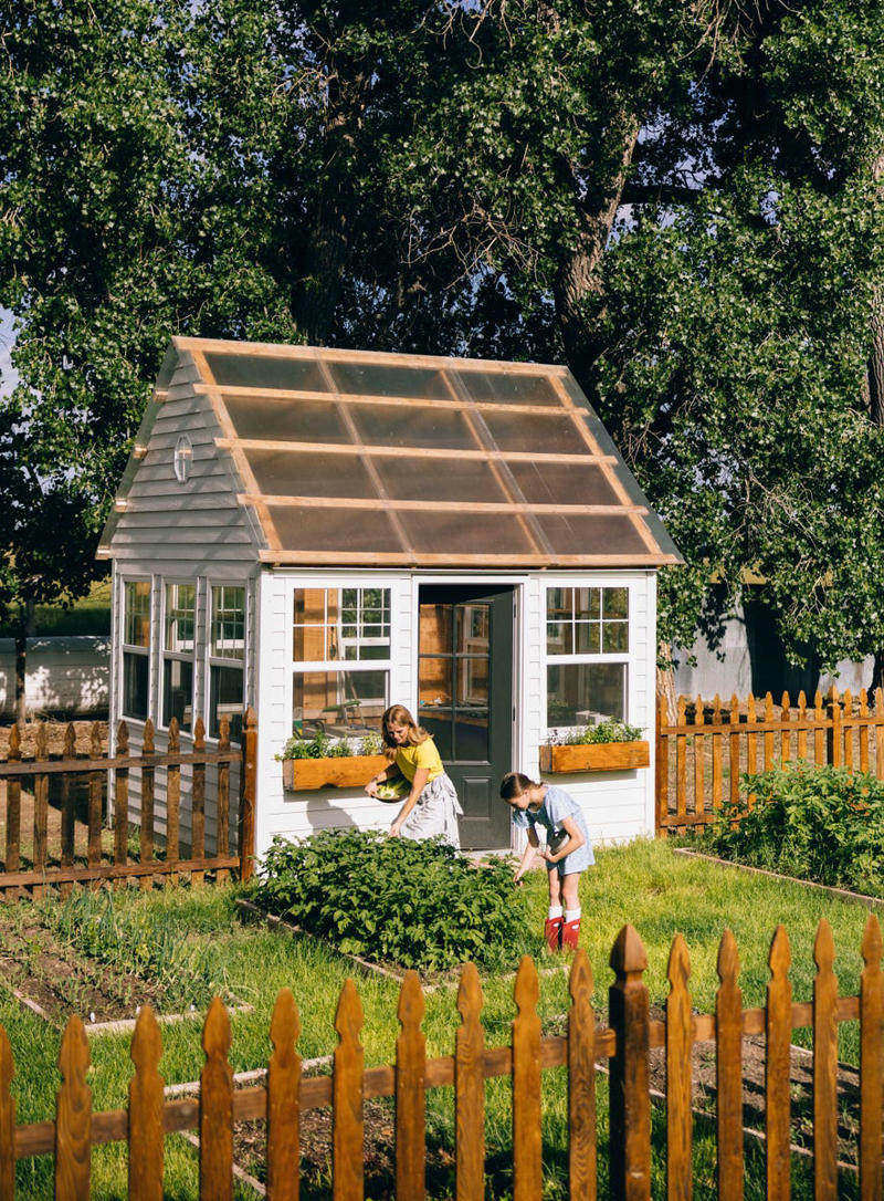 Character-Filled Walls, Family Time, Delft Touch, Handmade Heirlooms, Pretty Patterns, Restful Retreats, Horsing Around, Pretty Practicality, Outdoor Retreats