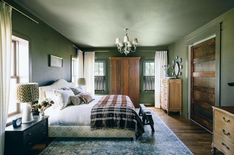 Character-Filled Walls, Family Time, Delft Touch, Handmade Heirlooms, Pretty Patterns, Restful Retreats, Horsing Around, Pretty Practicality, Outdoor Retreats