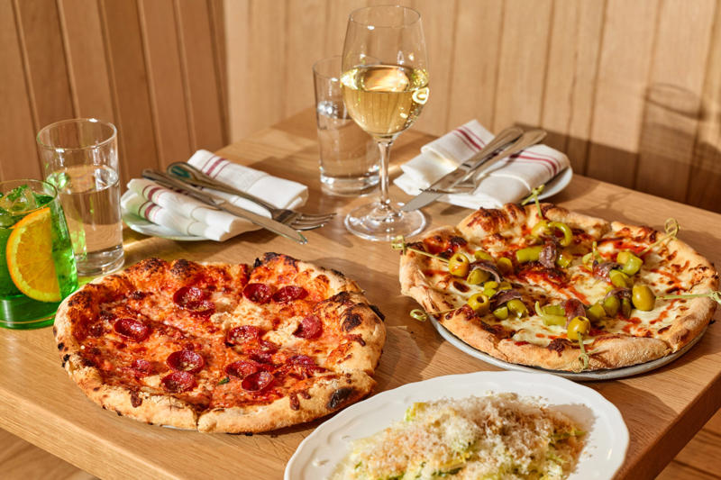 Bambola and The Girl Next Door, Common Craft, Roger’s Fish Co., Willie’s, Bonus: Saguaro Garden Bar by The Fat Cactus, Sign up for The Dish