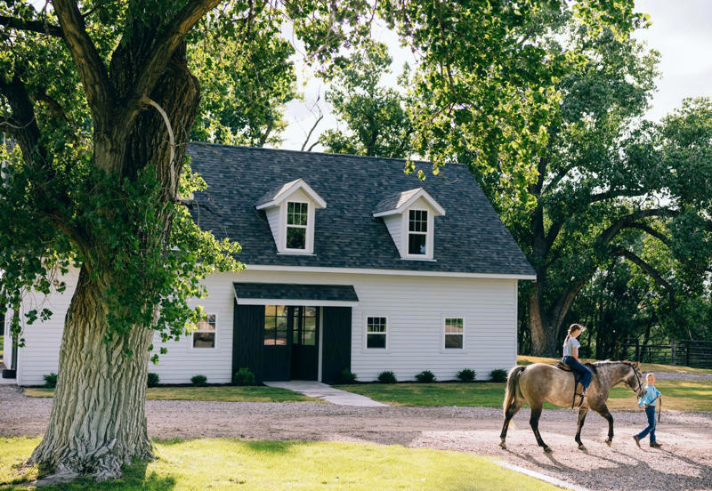 Character-Filled Walls, Family Time, Delft Touch, Handmade Heirlooms, Pretty Patterns, Restful Retreats, Horsing Around, Pretty Practicality, Outdoor Retreats