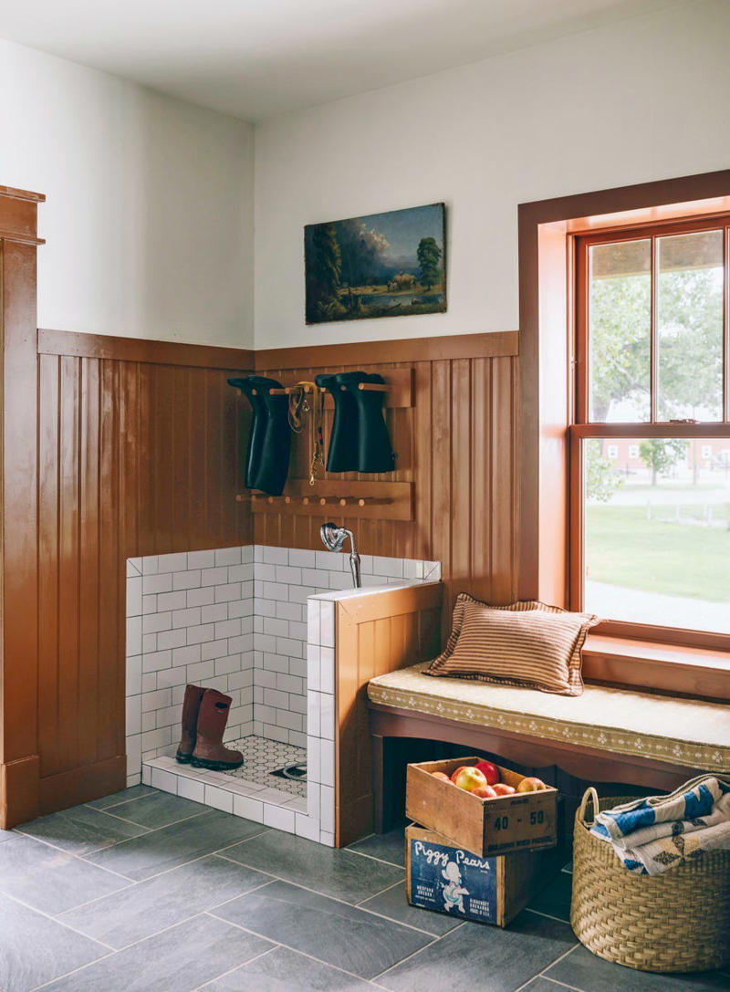 Character-Filled Walls, Family Time, Delft Touch, Handmade Heirlooms, Pretty Patterns, Restful Retreats, Horsing Around, Pretty Practicality, Outdoor Retreats