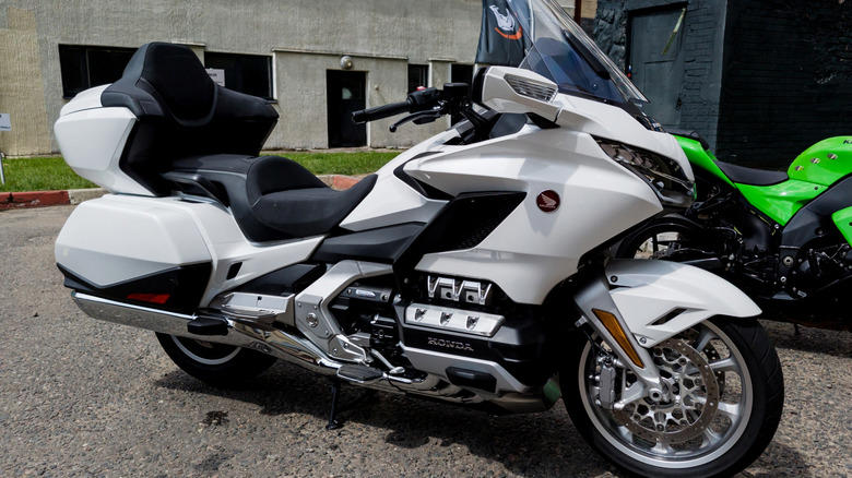 Honda Gold Wing GL1800, (Any) Kawasaki Vulcan, BMW R1200 RT, Honda CBR1000 RR, Suzuki Hayabusa, Any Harley Tourer with the 103, Honda CRF300L Rally