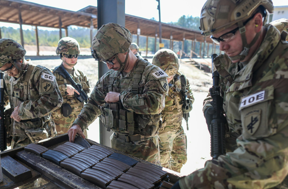 中東情勢の長期化で、在韓米軍の兵器移送の動き, 2004年のように、一時的な移送が長期化する可能性も, 北朝鮮の核脅威の中、防空網の脆弱性も浮上, 経済安全保障に直結する在韓米軍の役割, 米韓協力の強化と韓国型防空網の構築が急務, 北朝鮮が挑発のタイミングを探る可能性も, 世界の安全保障再編と韓国の選択