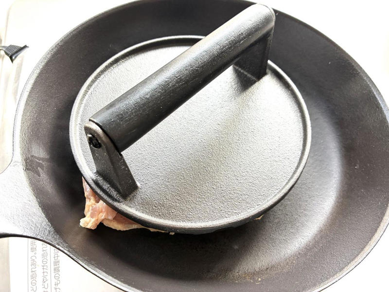 ずっしりとした重さが◎, パリッパリをほおばる幸せ, 噛みしめる幸せ！肉肉しいハンバーガーのパティもお任せ, コッペパンでパニーニ風のプレスホットサンド