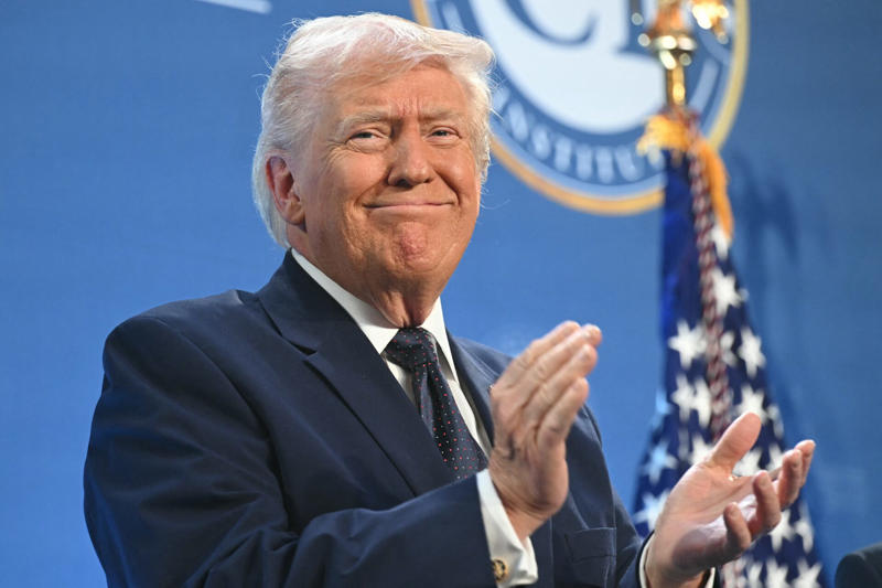 America is suffering because of Trump, Trump caused the travel boycott, 51st state threat from the President, The US lost a quarter of Canadians, A significant problem for America, Early warnings about a travel boycott, Warning about a Canadian travel boycott, America could lose billions to a boycott, The boycott has continued into 2026, Canadian return trips fell in January 2026, A sharp drop in automobile returns, The worst data since the pandemic, Air travel returns were also down, What the official data revealed, Americans travel to Canada in January, An overall increase from 2024 figures, Preliminary data on Canadian travel in February, Extremely sharp declines were registered