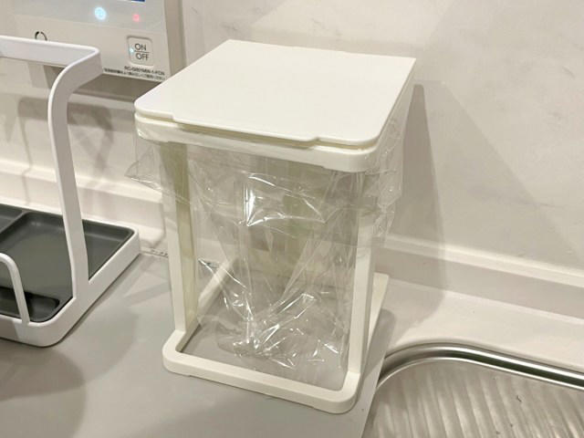 ・謎の荷物、再び, ・Amazonベストセラー1位, ・乾燥スタンドとしての性能, ・ピースが揃った