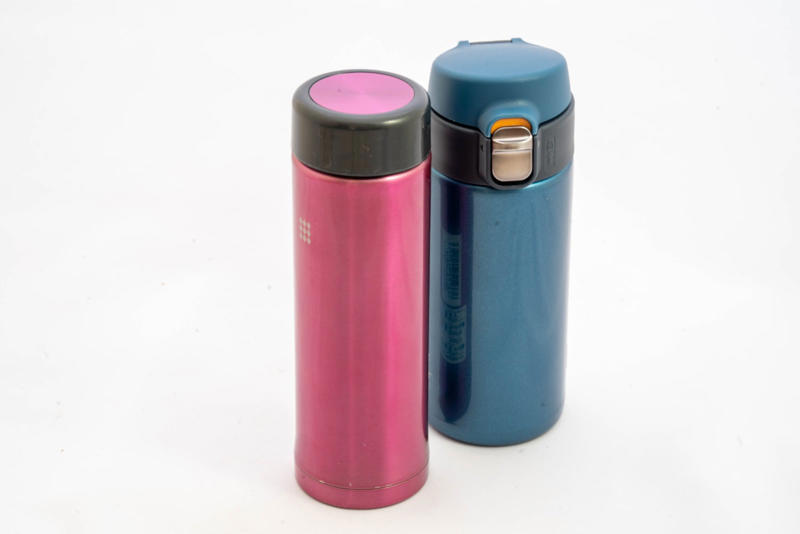 NGその1．メラミン食器, NGその2．ステンレス水筒の外側, NGその3．電気ケトル, キッチン泡ハイターが使えないものもある