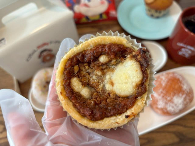 ・まだ開店1分だぞ, ・まずはドリンク, ・包み紙もカワイイ, ・ミートパイとマフィンも購入, ・激レアハッピーバッグを開封してみた, ・ミルキー好きなら一度は行く価値あり, ・今回訪れた店舗の詳細