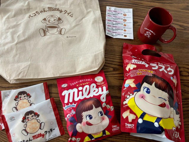・まだ開店1分だぞ, ・まずはドリンク, ・包み紙もカワイイ, ・ミートパイとマフィンも購入, ・激レアハッピーバッグを開封してみた, ・ミルキー好きなら一度は行く価値あり, ・今回訪れた店舗の詳細