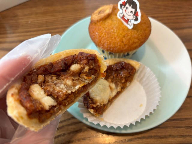 ・まだ開店1分だぞ, ・まずはドリンク, ・包み紙もカワイイ, ・ミートパイとマフィンも購入, ・激レアハッピーバッグを開封してみた, ・ミルキー好きなら一度は行く価値あり, ・今回訪れた店舗の詳細
