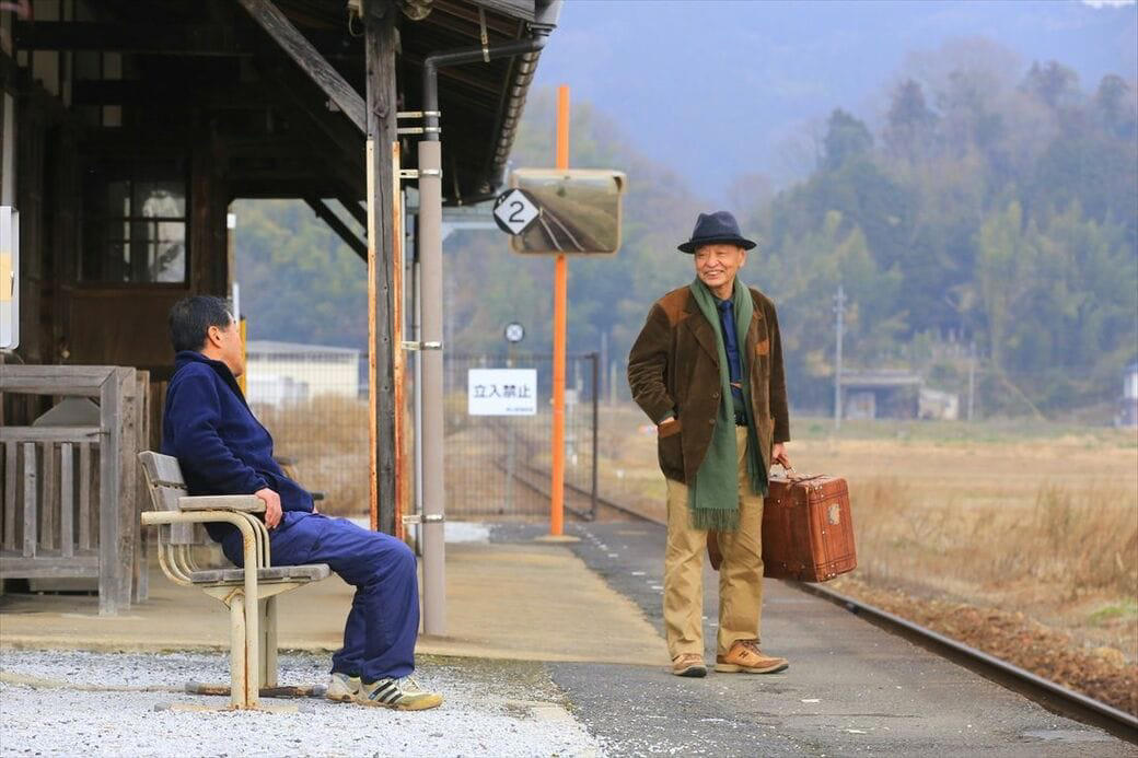 かつてはにぎわった「山間部の要衝」, 川沿いを行く「消えたローカル線」, 「原風景」を行く列車たち, 「寅さん」が旅するローカル線