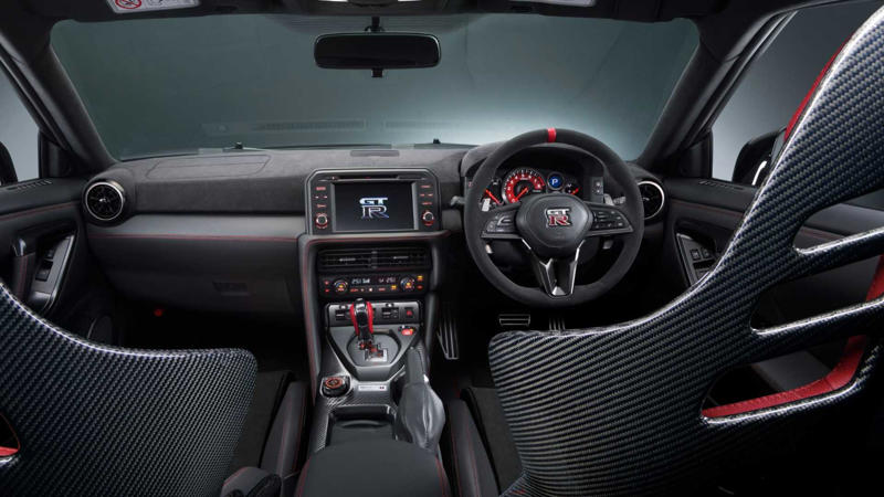 The Porsche 911 Carrera 4 GTS Set The Benchmark Of Supercar Dailys , The Nissan R35 GT-R Is A Big Coupe With Porsche Performance , Buying A GT-R Vs A Carrera 4 911 , Why The GT-R Still Feels So Modern Nearly Two Decades Later , Buying A Secondhand GT-R