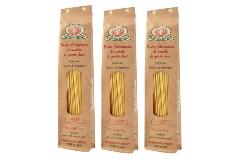 Best Overall Dietitian Kitchen Recommendations, Avoid: Plastic Containers or Glass Jars, Use Instead: Glass, Avoid: Single-Use Plastic Bags, Use Instead: Reusable Bags, Avoid: Spiralizers, Use Instead: Invest in High-Quality Pasta, Avoid: Traditional Nonstick Pans, Use Instead: Stainless Steel, Cast-Iron or Ceramic Pans, Avoid: Divided Meal Prep Containers, Use Instead: Multi-Sized Glass Container Set, Avoid: Plastic Utensils, Use Instead: Silicone, Wood or Stainless Steel, Avoid: Single-Use Water Bottles, Use Instead: Reusable Water Bottles