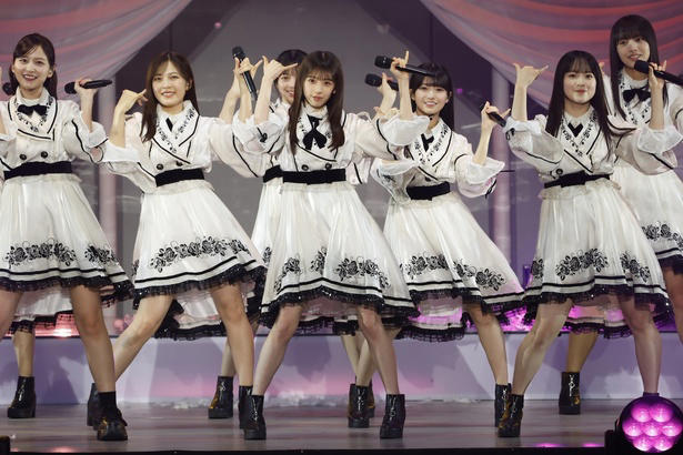 アンダーライブが3月17日から3日間にわたり実施, 岡本姫奈「全部を出し切って最高のパフォーマンスをお届けしたいと思います」, ユニットブロックのテーマは「先輩＆後輩コラボレーション」, 瀬戸口「どうしたらまた頭をポンポンしてくれますか？」, 「日常」で全身全霊の歌とダンスで現アンダーメンバーの凄みを示した, 岡本「皆さんが好きでいてくれるこの場所を、未来へ繋いでいきたいです」, 淡い水色のドレス＆ティアラ姿にドレスアップした佐藤璃果がステージに登場, 「皆さんが幸せだったら、私はそれが一番嬉しいです。バイバイ、大好きだよ！」, 乃木坂46「41stSGアンダーライブ」