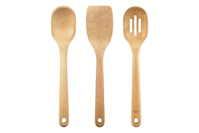 Best Overall Dietitian Kitchen Recommendations, Avoid: Plastic Containers or Glass Jars, Use Instead: Glass, Avoid: Single-Use Plastic Bags, Use Instead: Reusable Bags, Avoid: Spiralizers, Use Instead: Invest in High-Quality Pasta, Avoid: Traditional Nonstick Pans, Use Instead: Stainless Steel, Cast-Iron or Ceramic Pans, Avoid: Divided Meal Prep Containers, Use Instead: Multi-Sized Glass Container Set, Avoid: Plastic Utensils, Use Instead: Silicone, Wood or Stainless Steel, Avoid: Single-Use Water Bottles, Use Instead: Reusable Water Bottles