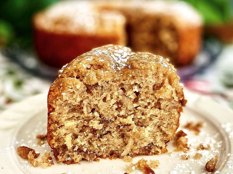 Caramel Cake, Lane Cake, Dr Pepper Sheet Cake, Texas Sheet Cake, Best Hummingbird Cake, Pig Pickin' Cake, Moist Coconut Cake, Dr. Bird Cake, Mardi Gras King Cake, Black Walnut Cake, Kentucky Butter Cake, Scripture Cake, Favorite Old-Fashioned Gingerbread, Sybil's Old Fashioned Lemon Layer Cake, Southern Praline Pecan Cake
