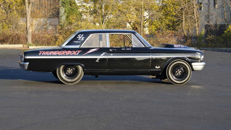 Ford Built The Fairlane Thunderbolt To Win Races, Not To Last , A 427 V8 That Was Already Pushing Limits , Most Were Raced Hard And Lost Over Time , Why It Became Ultra-Rare Without Trying To , Today, It’s One Of The Most Valuable Drag-Era Muscle Cars
