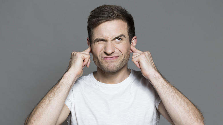 Ignoring noise levels Forgetting to measure your space, Ignoring noise levels, Choosing a color or finish that clashes with your kitchen's aesthetic, Not considering resale value, Skipping over warranty details