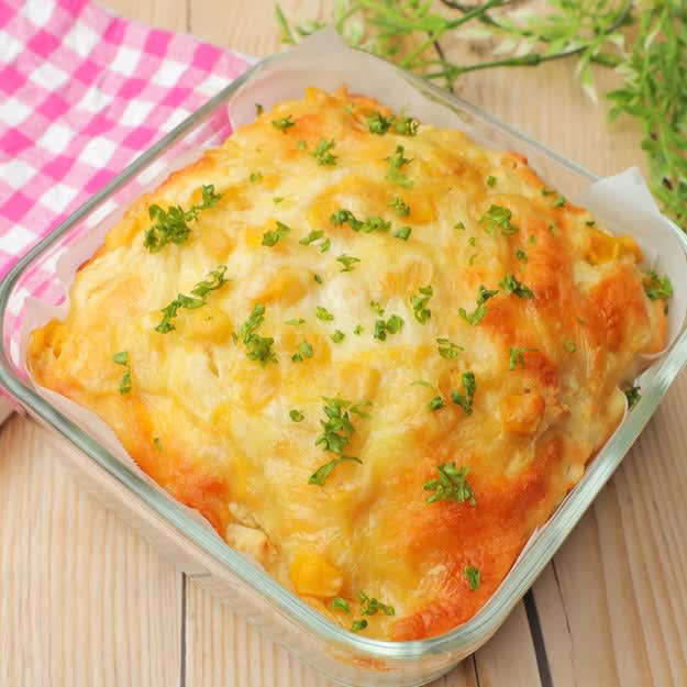 コーンクリームチーズパン, 【ホットケーキミックスを混ぜて焼くだけ】「朝ごはんやおやつに最高」「材料3つなら毎日作る」発酵なしの簡単パンレシピ, ホケミで簡単豆腐チーズパン, 【ホットケーキミックス、混ぜて焼くだけでカリじゅわパン】何個も食べたい。簡単ホケミアレンジ, 新玉ねぎとアスパラのフォカッチャ風ブレッド, 【こねない・待たない・失敗しない】ホットケーキミックスで超簡単！新玉ねぎとアスパラのフォカッチャ風ブレッド