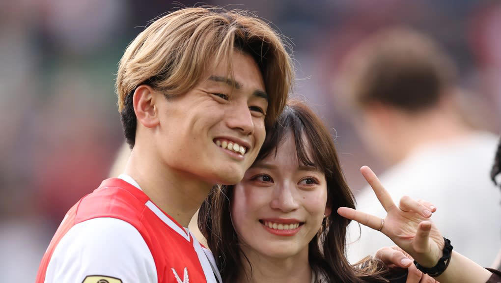 長友佑都 平愛梨, 谷口彰悟 泉里香, 上田綺世 由布菜月, 堂安律 明松美玖, 守田英正 藤阪れいな, 柴崎岳 真野恵里菜, 槙野智章 高梨臨, 長谷部誠 佐藤ありさ