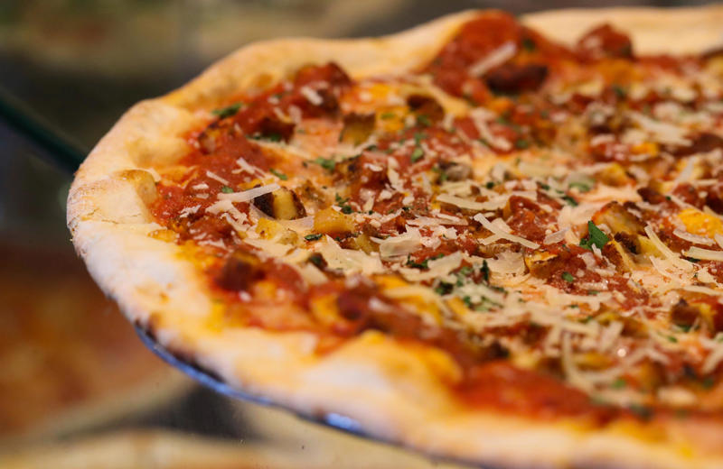 'Miracle on Slice': Underdog took down pizza giant in Round 3, Round 3 recap: Big wins, narrow escapes in Munch Madness, Cafe Napoli vs Tony &amp; Dominick's Pizza in Round 4 preview, Pizza By Elizabeths vs DiMeo's Pizza in Round 4 preview, Nicola Pizza vs Dom's NY Style Pizzeria in Round 4 preview, Charlie's Pizza vs Anthony's Coal Fired Pizza in Round 4 preview, How does the Munch Madness best pizza in Delaware tournament work? , How do I vote for my favorite Delaware pizza? 