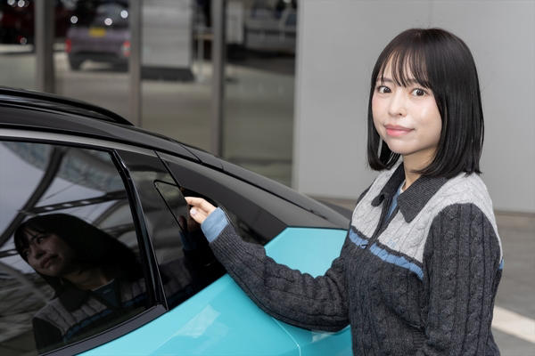 補助金活用で実質300万円台から！ 気になる価格設定, ファストバックSUV風にチェンジしたスマートな外観, 頼もしい積載量と待望のAC100V電源を搭載, 広々とした後席空間と日産初の調光グラスルーフ, シンプルで使い勝手の良い運転席まわり, いざ首都高へ！ プロパイロット2.0と極上の乗り心地を体感, 蓄積されたノウハウが生み出す「BEVの新基準」, 寺坂ユミ（てらさかゆみ）プロフィール